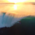【動画】オアフ島ノースショアにてクアッドコプターとGoProを使って撮影された、波と陽光の美しいダイナミックなサーフィン映像