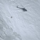 【動画】スノーボーダーMatt Annetts氏による、断崖絶壁の様な雪山を表層雪崩と共に滑り降りていくエクストリームスポーツ動画『 IMAGINE 』