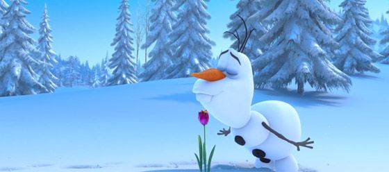 ディズニー『FROZEN』予告動画では、トナカイと雪だるまの出会いを目にする事が出来ます2