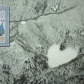 【動画】ハートの形をしたハート・レイク（豊似湖）を舞台に、白くまと雪だるまが出演するCM動画『白い恋人　HEART LAKE 初冬篇』【ｵｽｽﾒ】